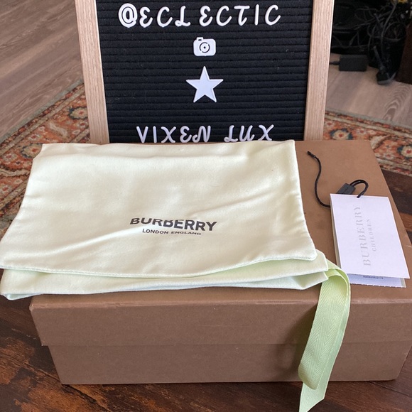 Burberry Toddler Slip On Sneakers - Picture 10 of 11